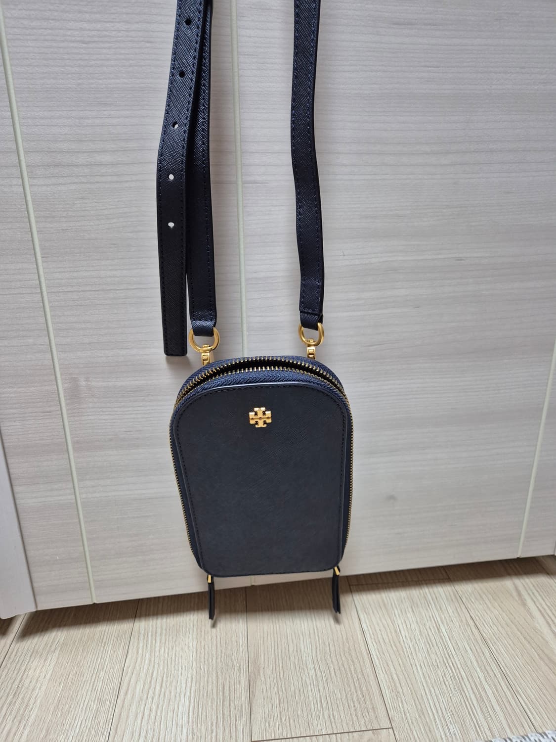 (정품) 토리버치 에머슨 미니 크로스백 폰홀더 폰크로스 상품이미지3