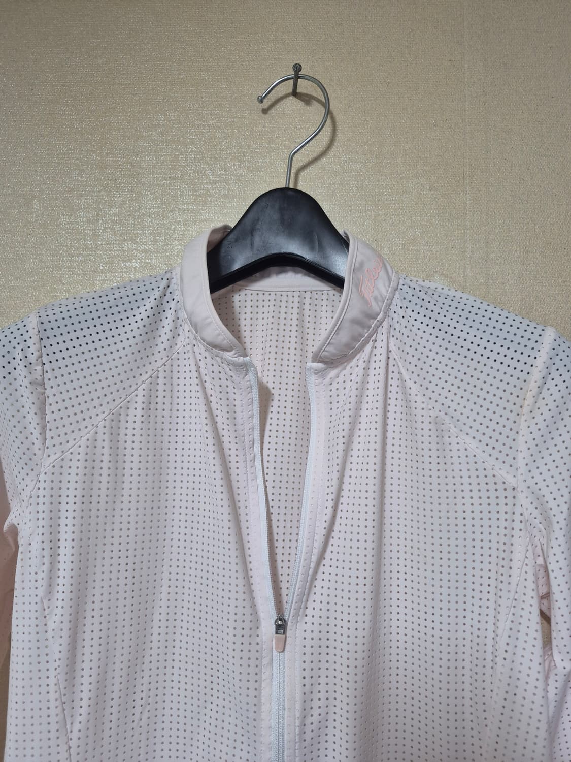 타이틀리스트 전판 펀칭 미드레이어 상품이미지3