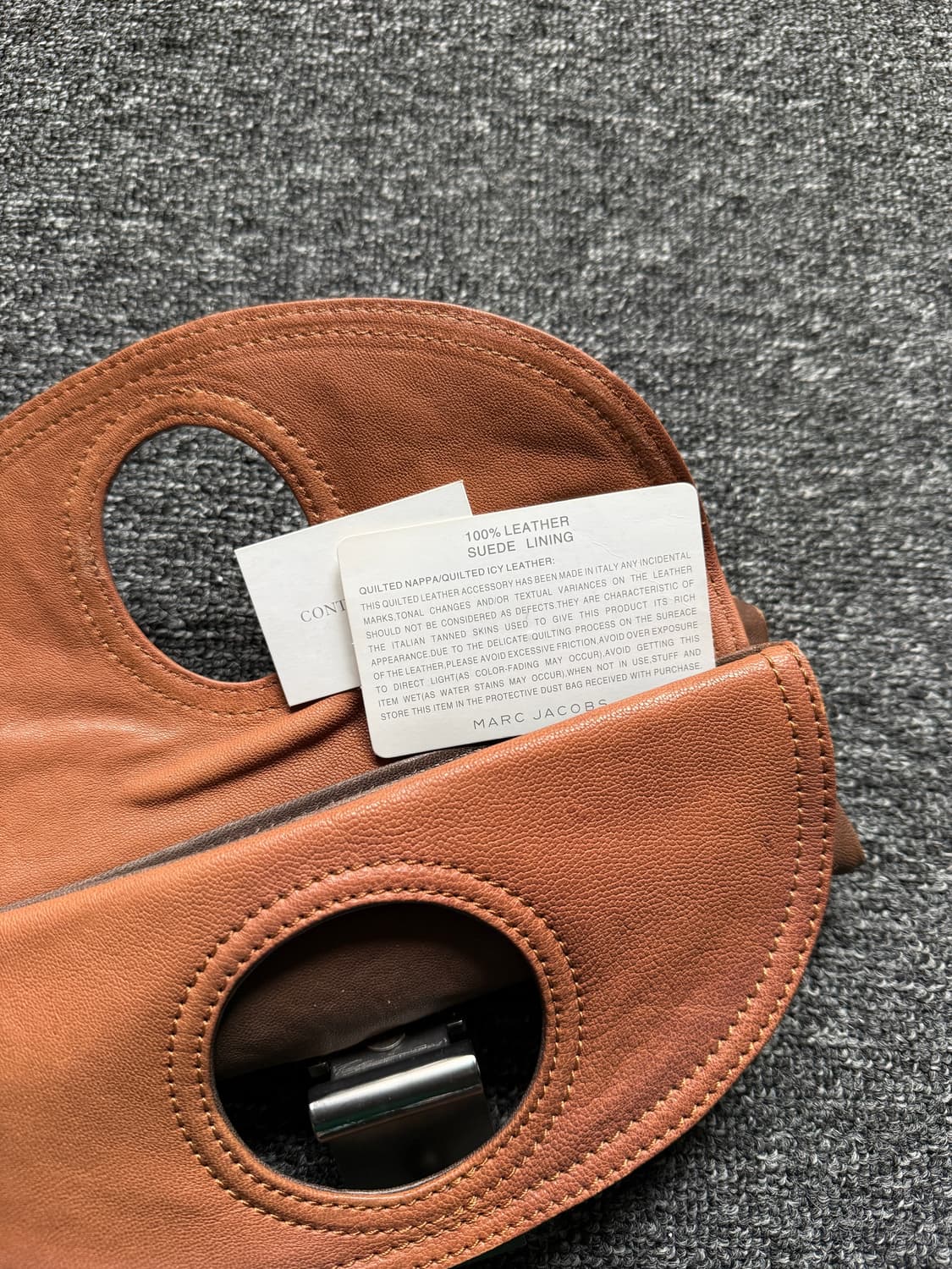 마크제이콥스 클러치백 상품이미지3