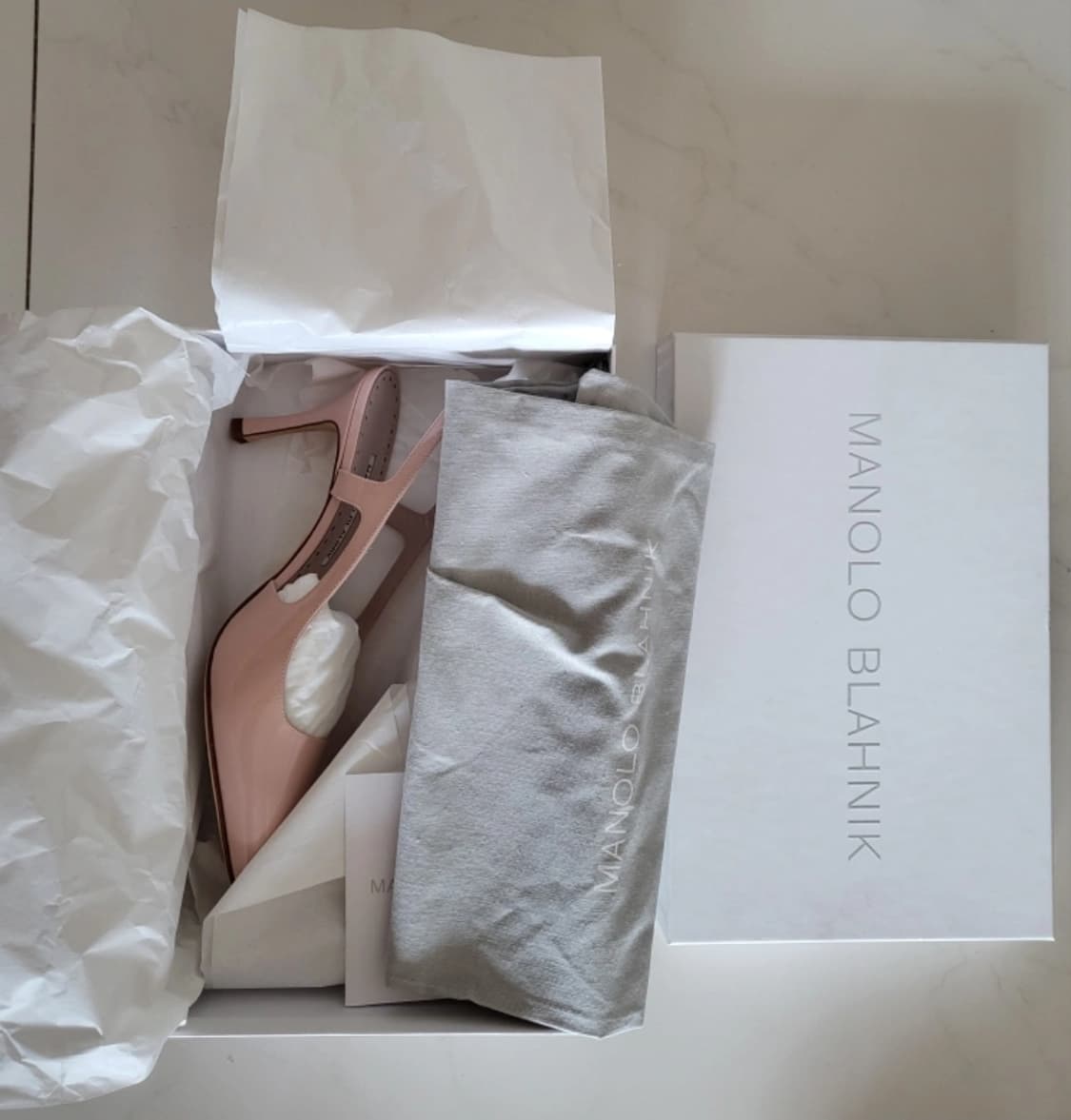 Manolo Blahnik Bretto 마놀로블라닉 핑크 펌프스 상품이미지1
