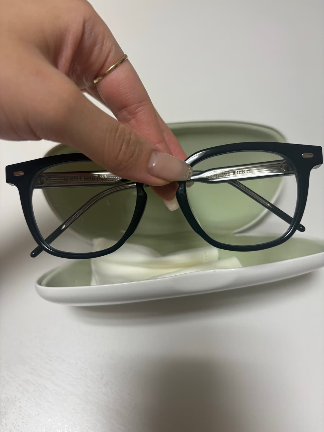 젠틀몬스터 쿠보 01 블랙 상품이미지4