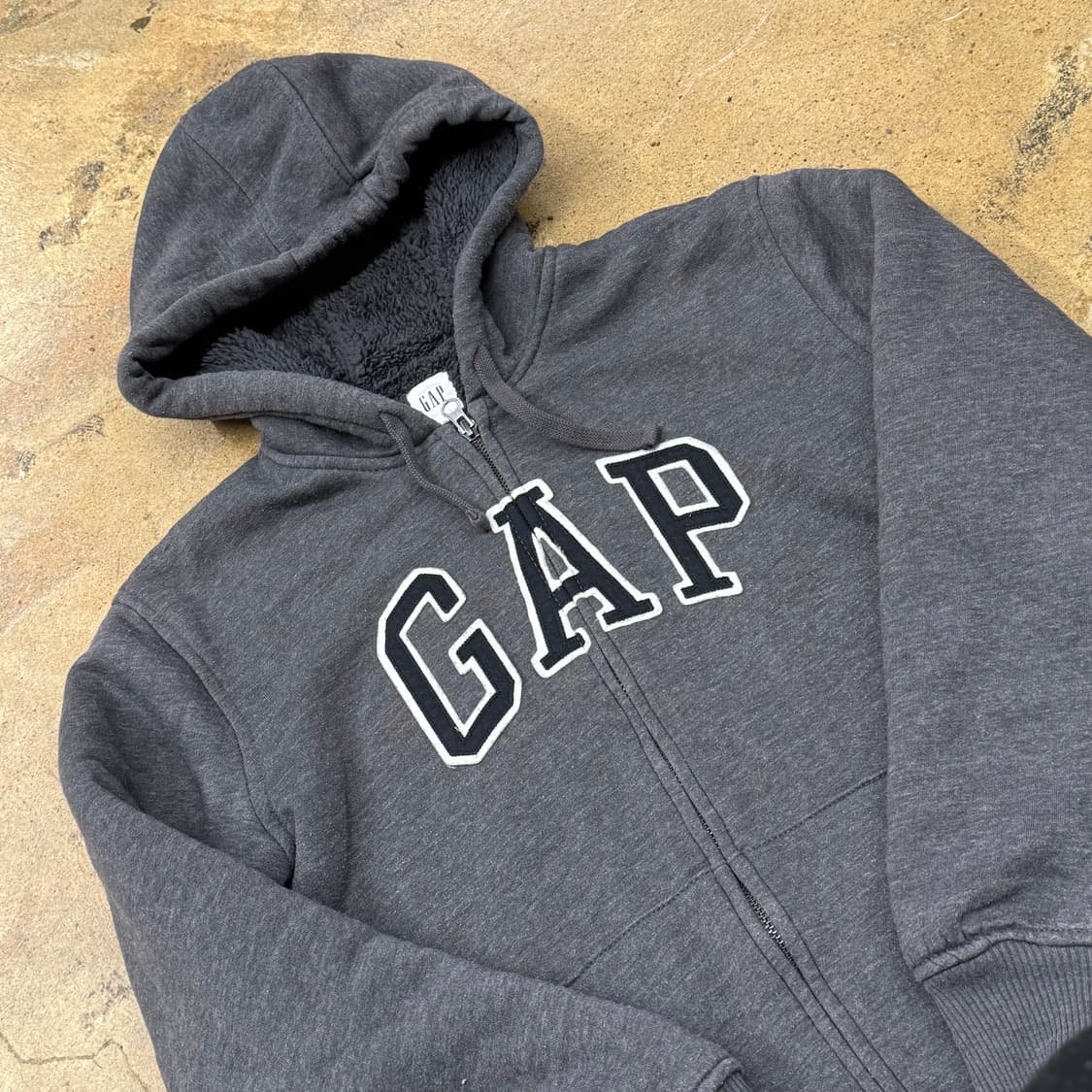 GAP 그레이 양털 후드집업 상품이미지1