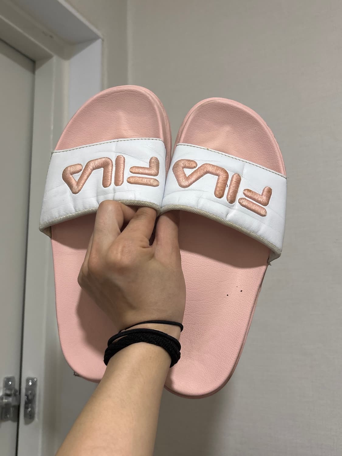 휠라 핑크 슬리퍼 상품이미지1