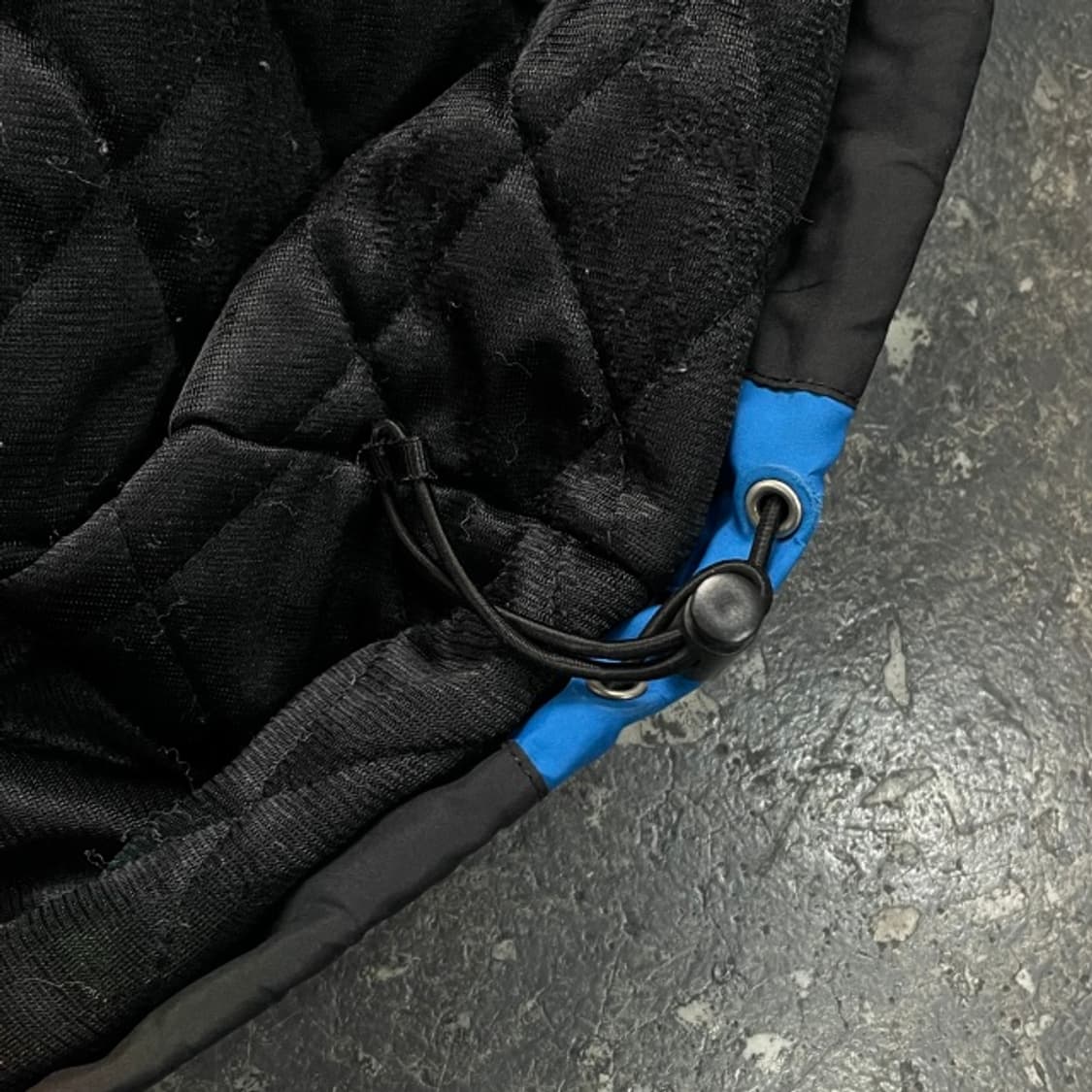 105 엄브로 빅로고 바람막이 상품이미지6