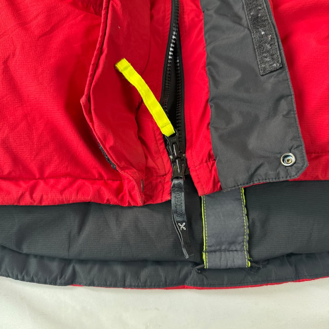 몬츄라 히말라야 고어텍스 패딩 대장급 L-XL 상품이미지5