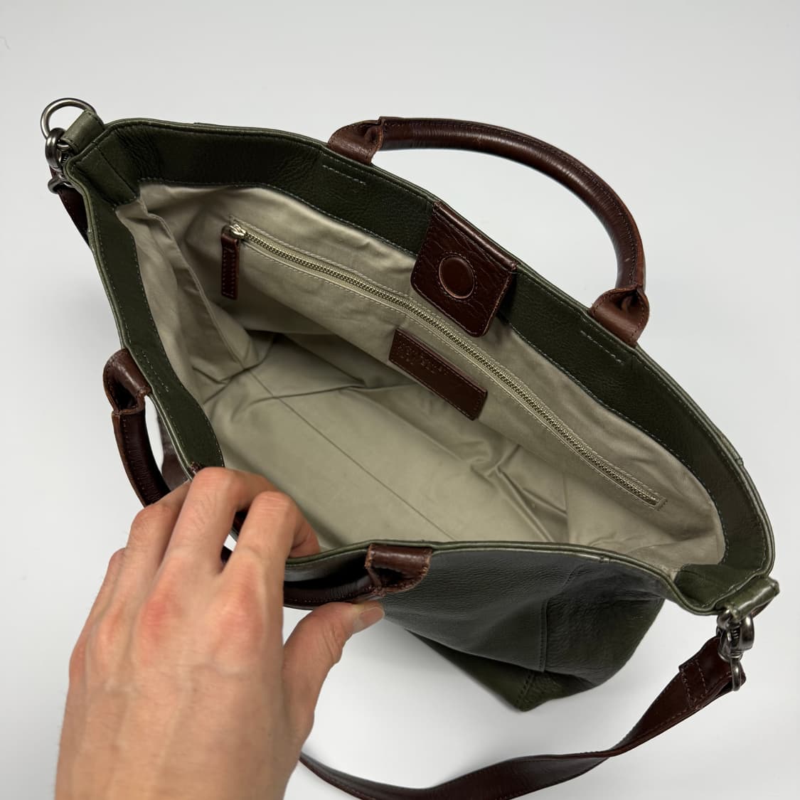 마가렛호웰 2way 가죽 숄더백 상품이미지5