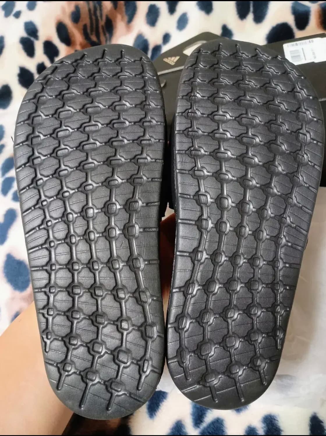 아디다스 아딜렛 부스트 쿠션 슬라이드 블랙 삼선 슬리퍼(255~260) 상품이미지3