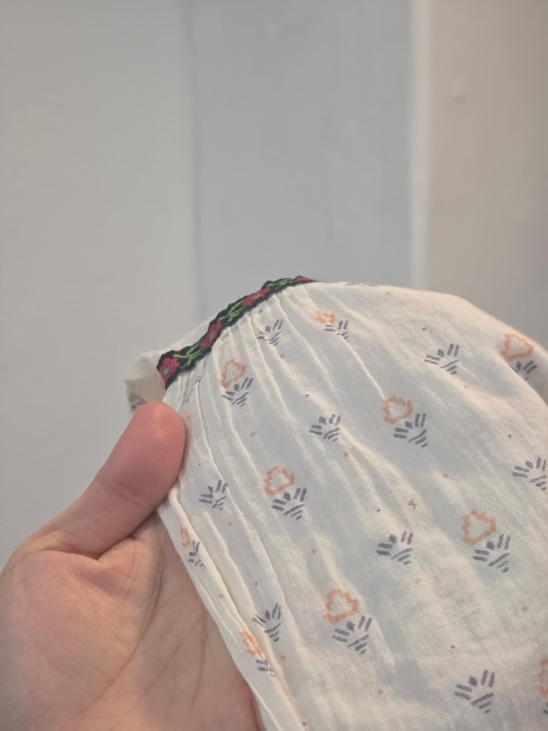 패턴 포인트 블라우스 상품이미지8