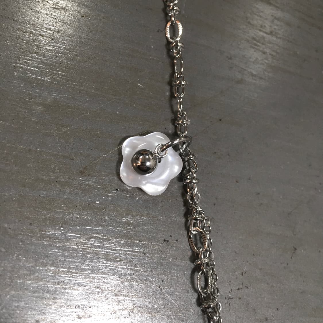 베키 버튼 목걸이 상품이미지3