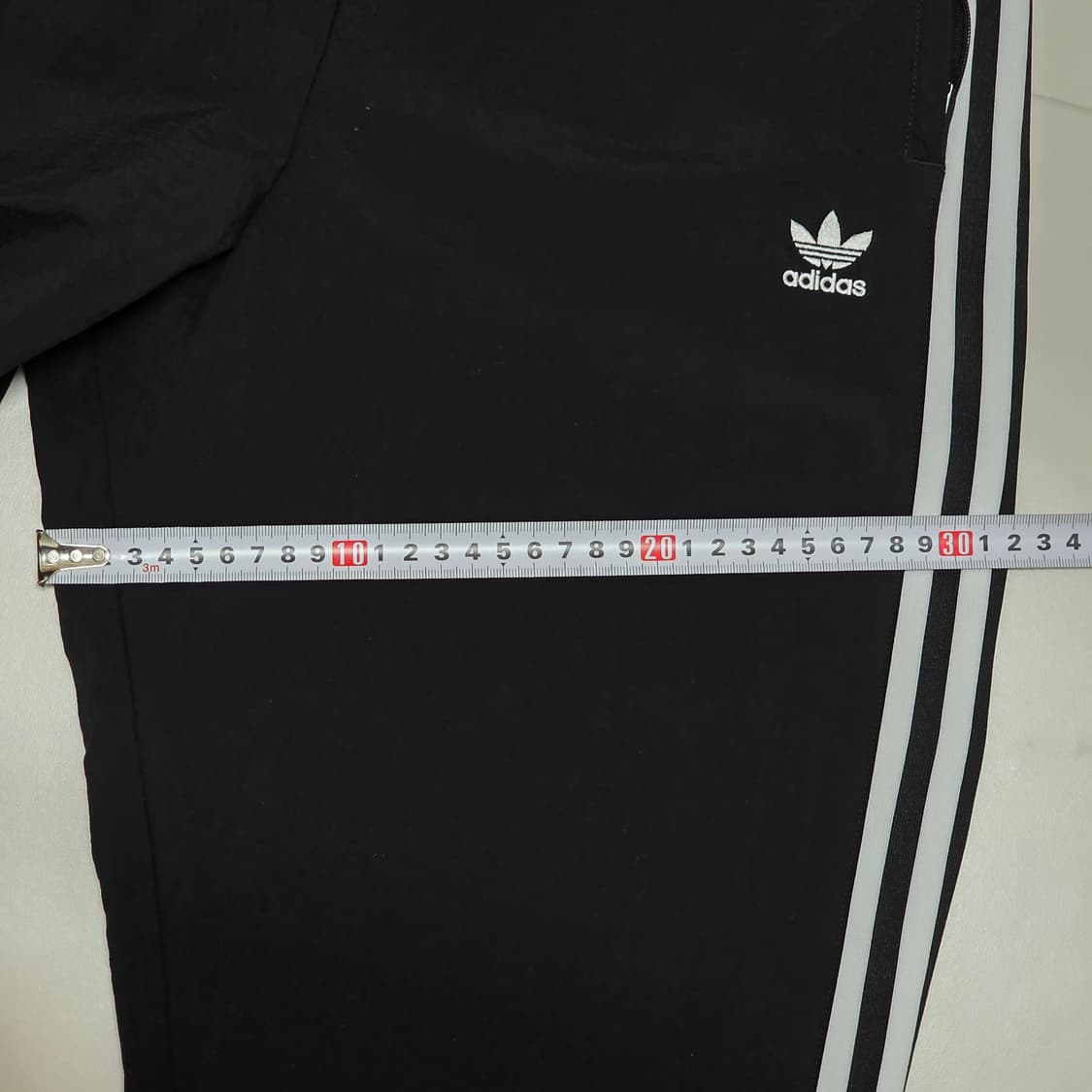 M 아디다스 락업 트랙팬츠 조거팬츠 검흰 상품이미지6