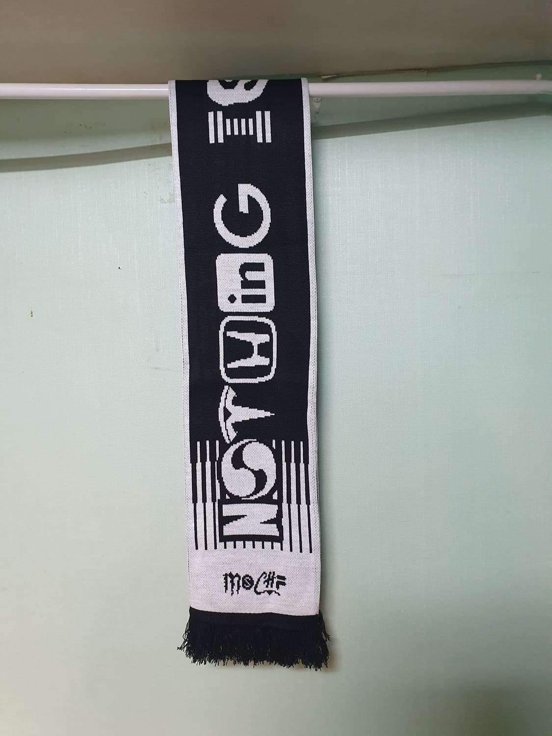 미스치프 머플러 상품이미지1