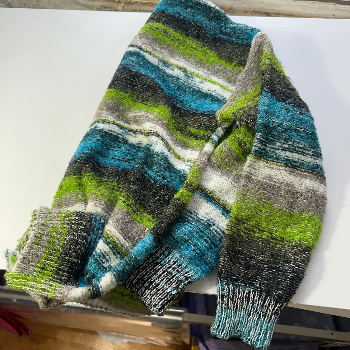 XL 빈티지 나염컬러 루즈오버핏 부클니트 U넥가디건 상품이미지5