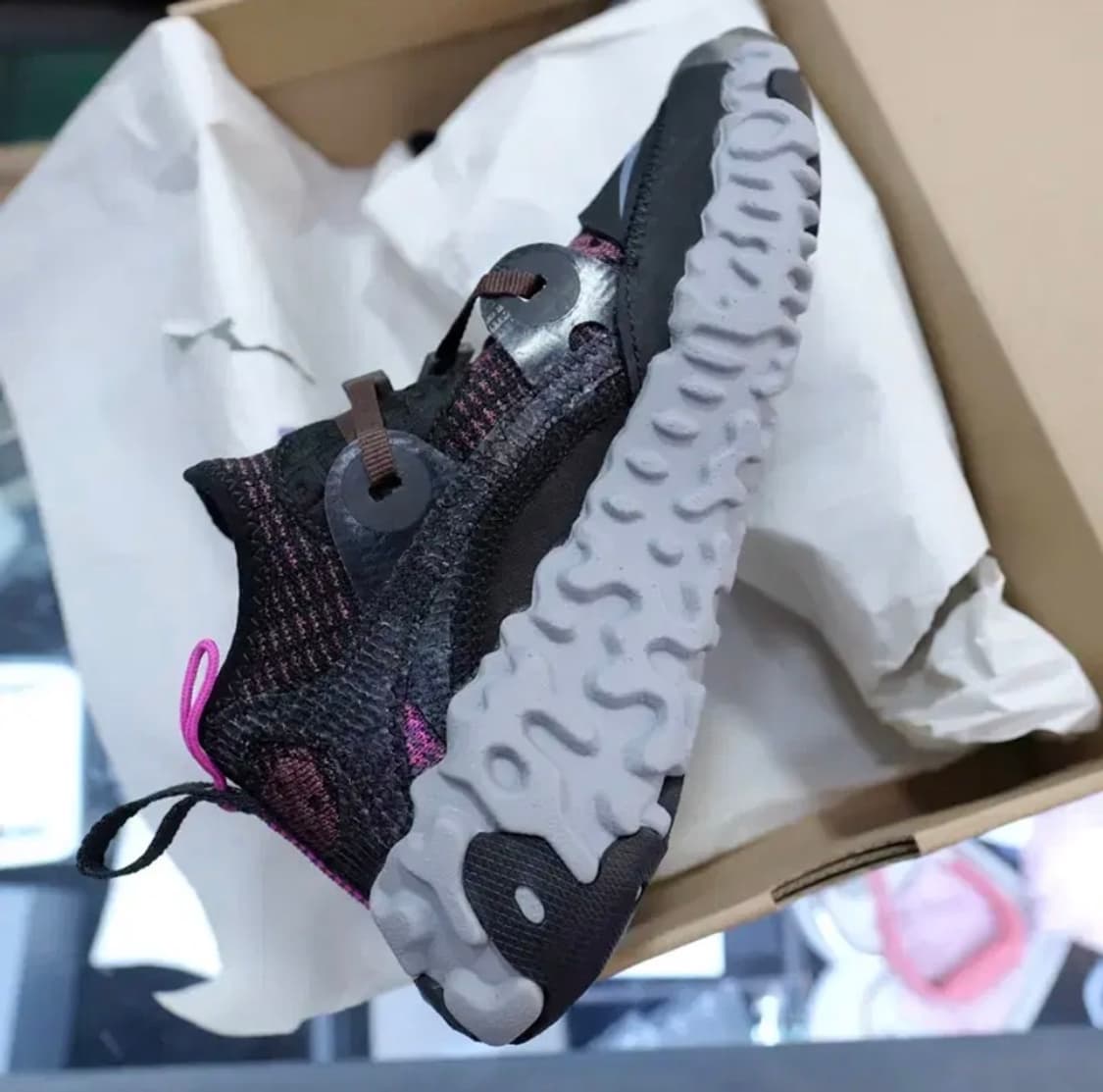 나이키 오버리액트 플라이니트 ISPA 상품이미지4