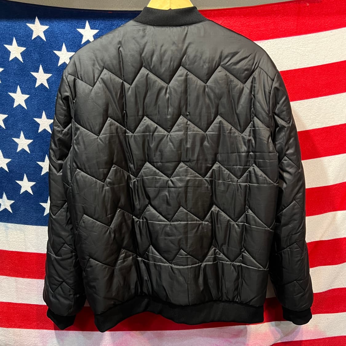 아디다스 경량 패딩 자켓 상품이미지3