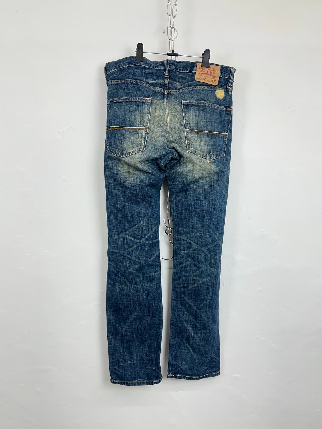 Abercrombie & Fitch Distressed Denim Jea 상품이미지9
