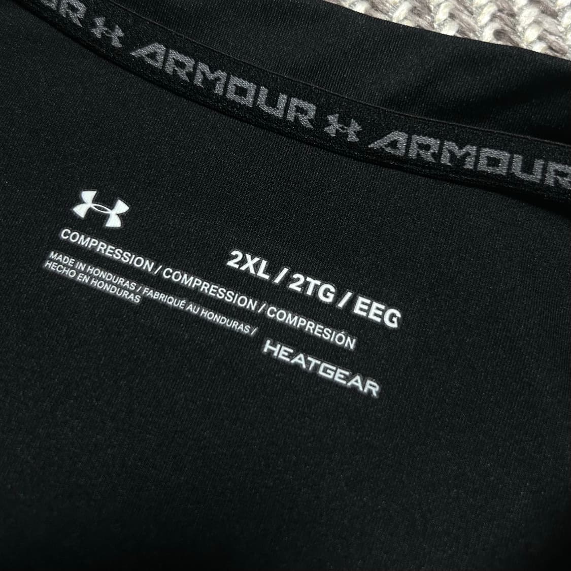 [2XL] Underarmour 언더아머 기능성 반팔티 상품이미지4