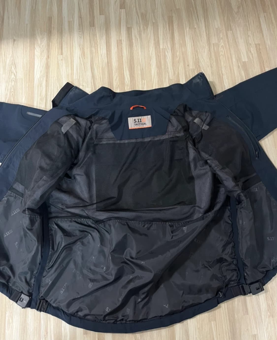 5.11 택티컬 사브레 소프트쉘 자켓 2.0 L 상품이미지3