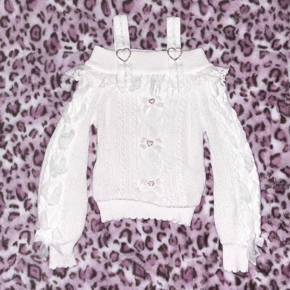 리본 큐빅 오프숄더 니트 양산형 지뢰계 리즈리사깔 달천 상품이미지1