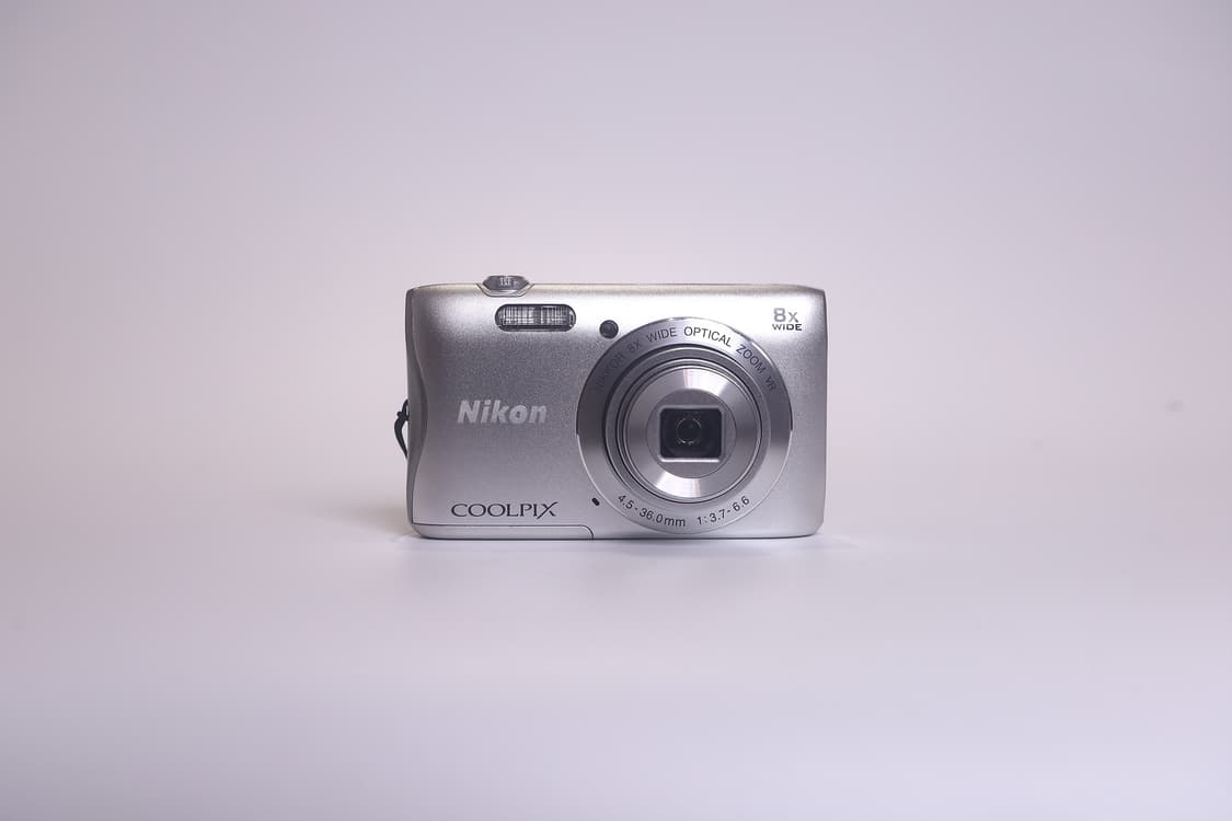 니콘 쿨픽스 S3700 실버 상품이미지1