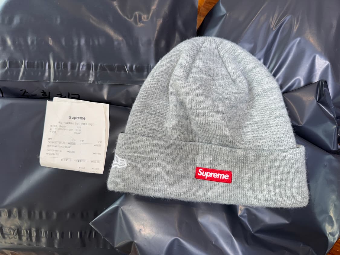 [영수증 인증] 슈프림 뉴에라 S로고 비니 회색 상품이미지2