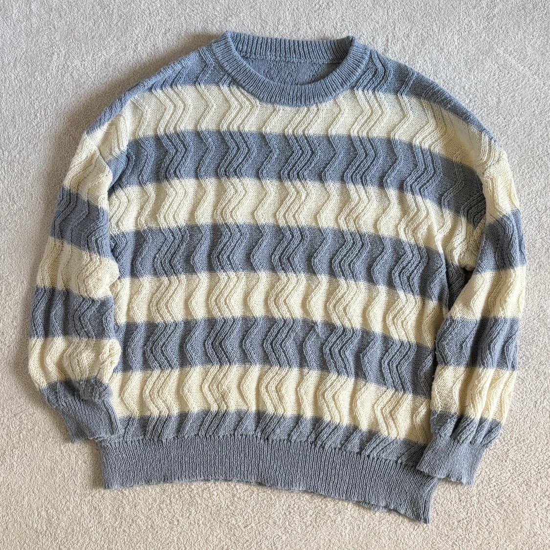 일본빈티지 시나모롤깔 오버핏 스트라이프 니트 상품이미지1