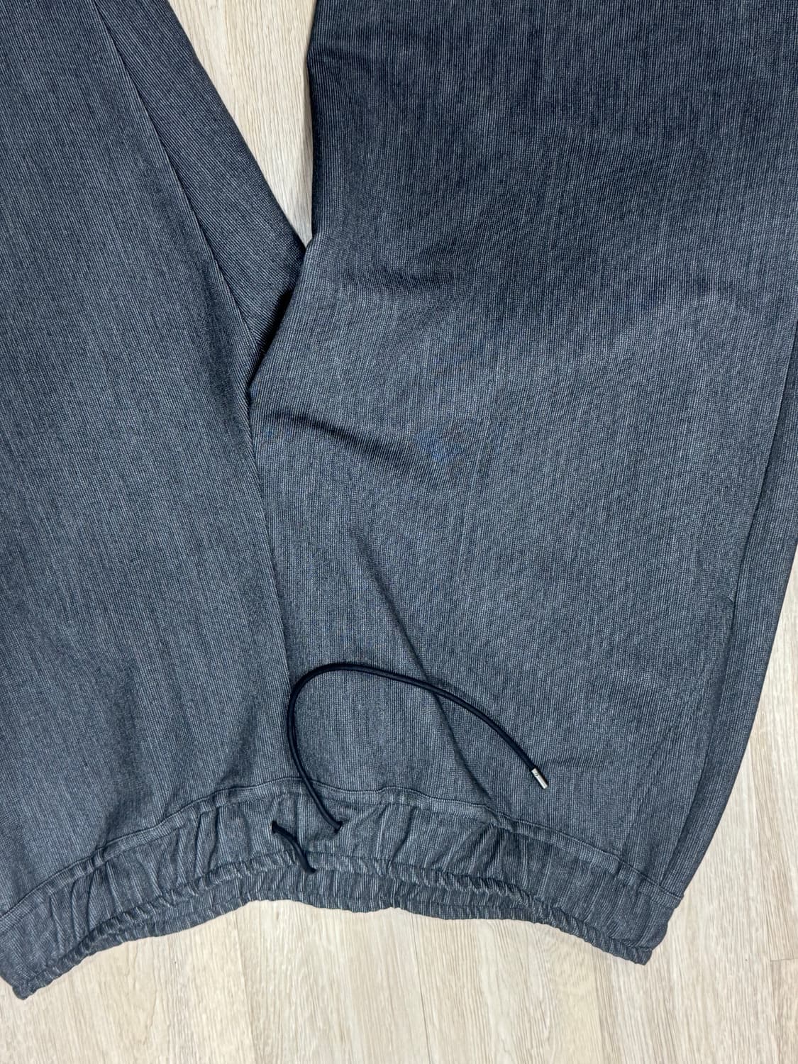 모노프리베 Textured String Pants - Grey 상품이미지4