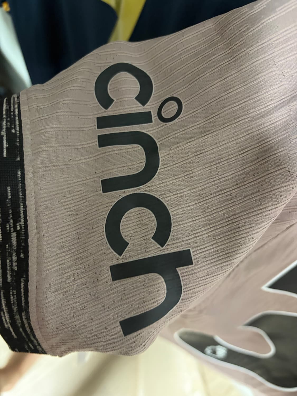 23-24 토트넘 써드 지급용 유니폼 반더벤 상품이미지3