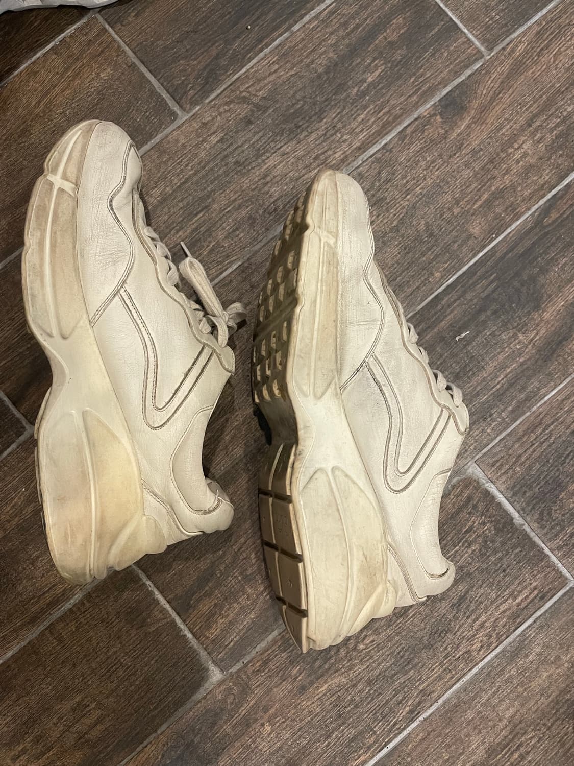 구찌 신발 7 1/2사이즈 스니커즈 상품이미지1