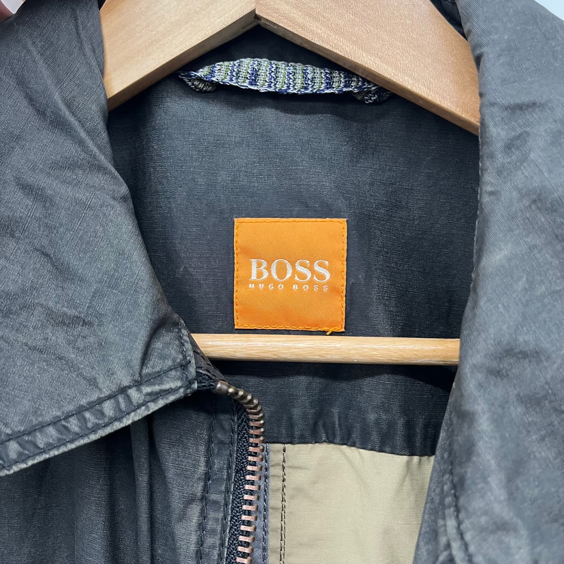 BOSS 휴고보스 블랙 야상 점퍼 남 L 상품이미지3