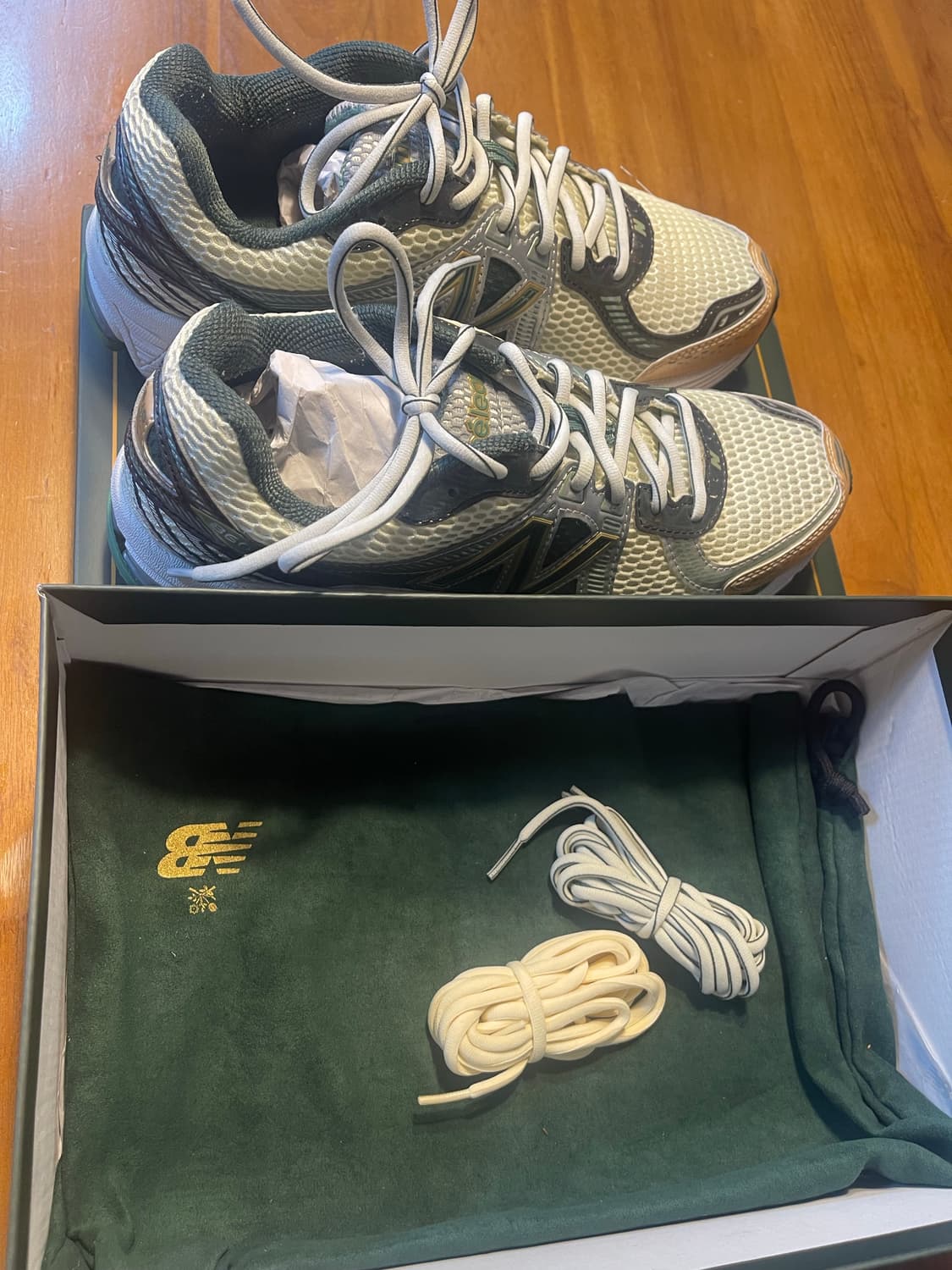 뉴발란스 x 에메 레온 도르 860v2 그린 상품이미지3