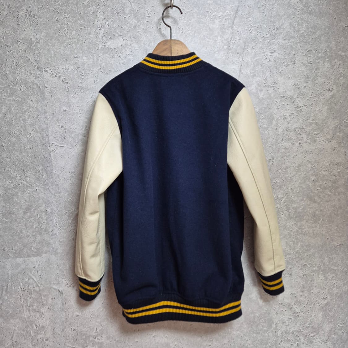rivet&surge  varsity jacket 바시티 자켓 상품이미지2