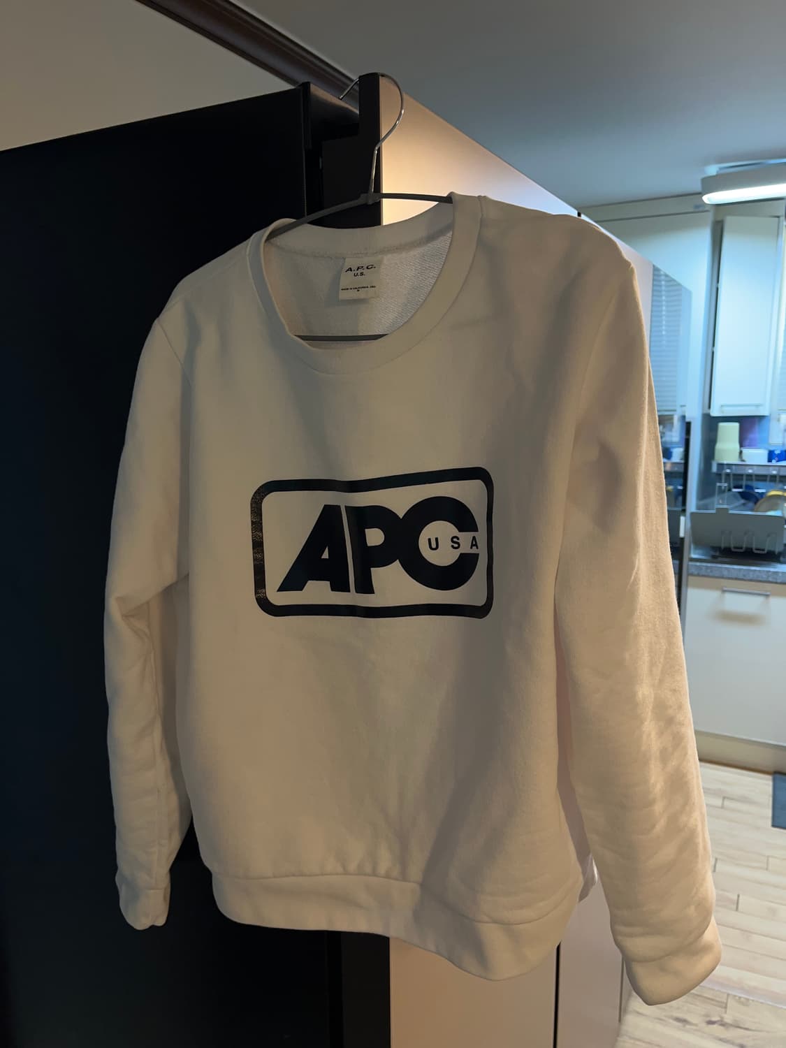 A.P.C. 아페쎄 맨투맨 made in usa. 상품이미지2