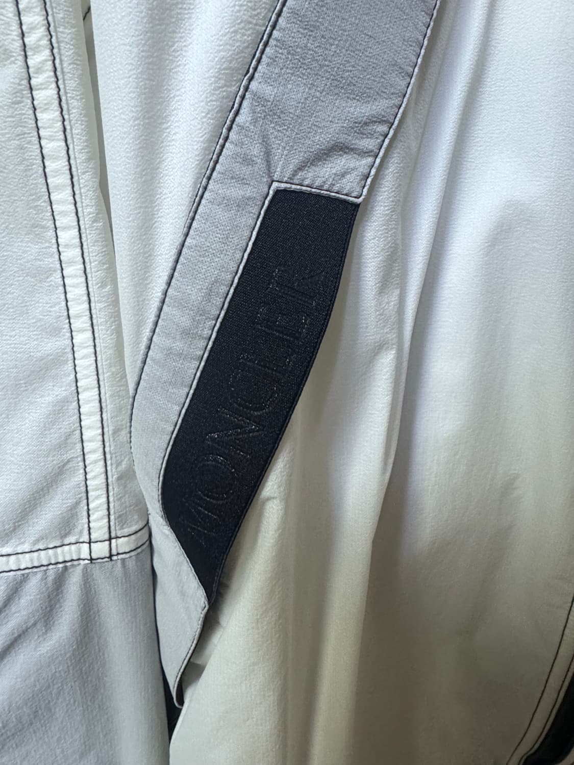 몽클레어 후드자켓 (화이트) 상품이미지7