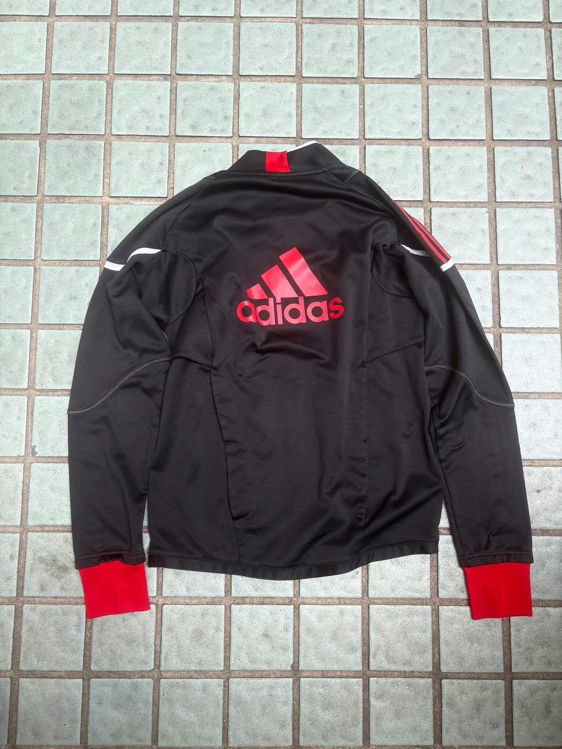 아디다스 리버풀 긴팔 트레이닝 L 상품이미지2