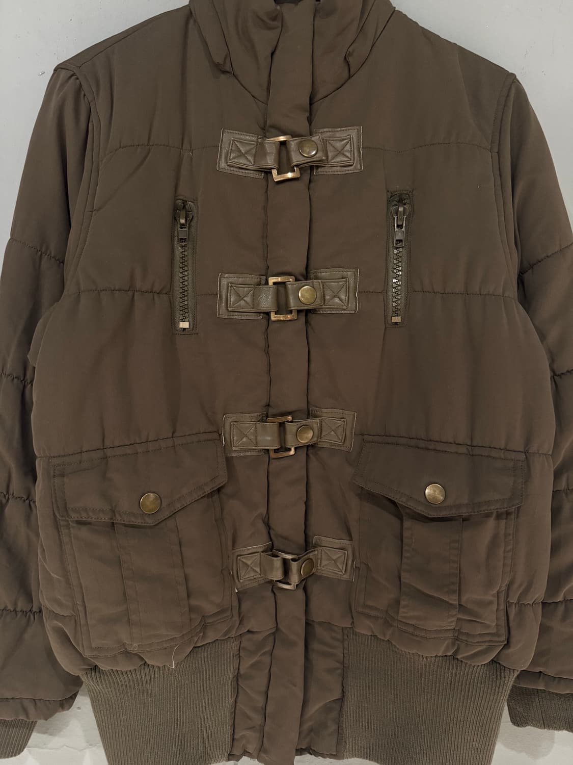 snap button detail high-neck padding 상품이미지6