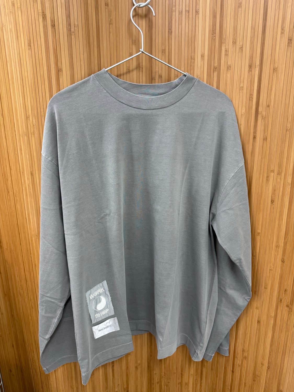아워 레가시 워크샵 WORK SHOP NATURA 롱슬리브 그레이 상품이미지1