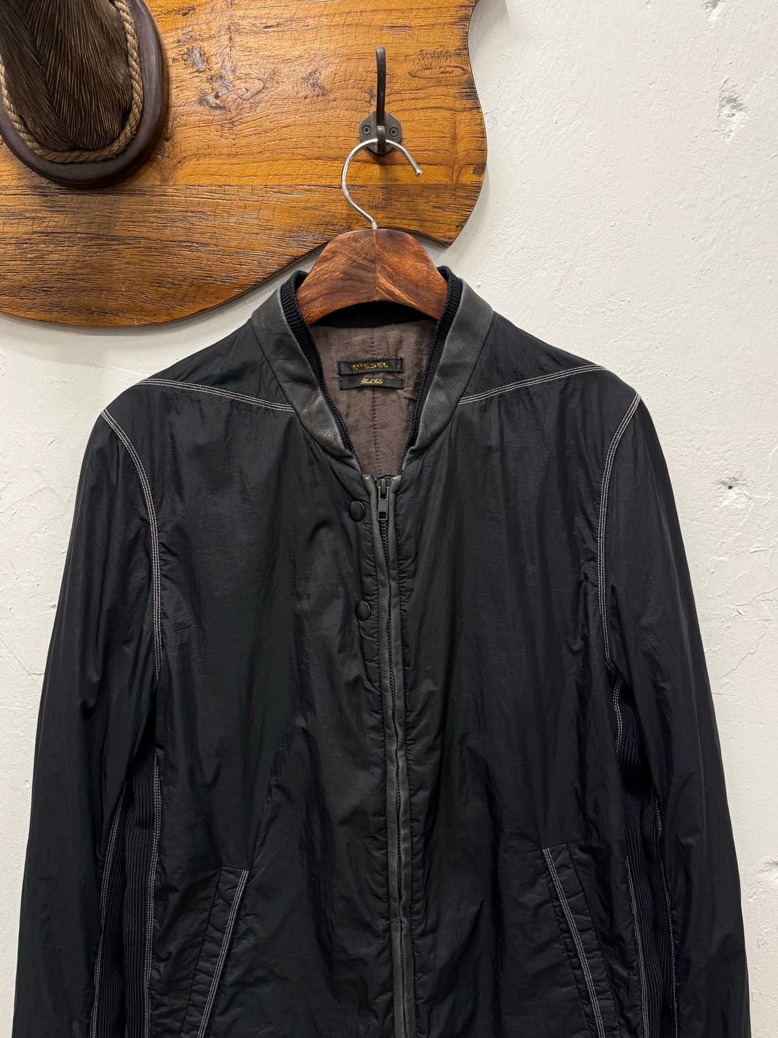 66) DIESEL Nylon Bomber Jacket 상품이미지2