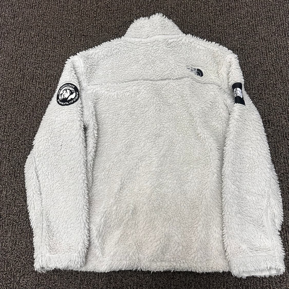 노스페이스 쉐르파 뽀글이 후리스 자켓 화이트 95(M) 상품이미지5