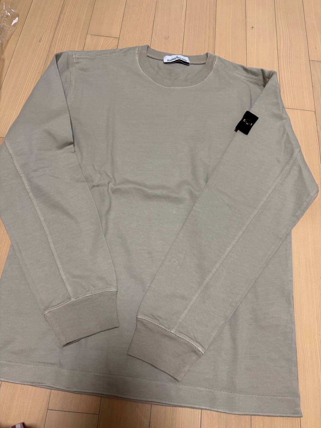 스톤아일랜드 맨투맨 M 상품이미지1