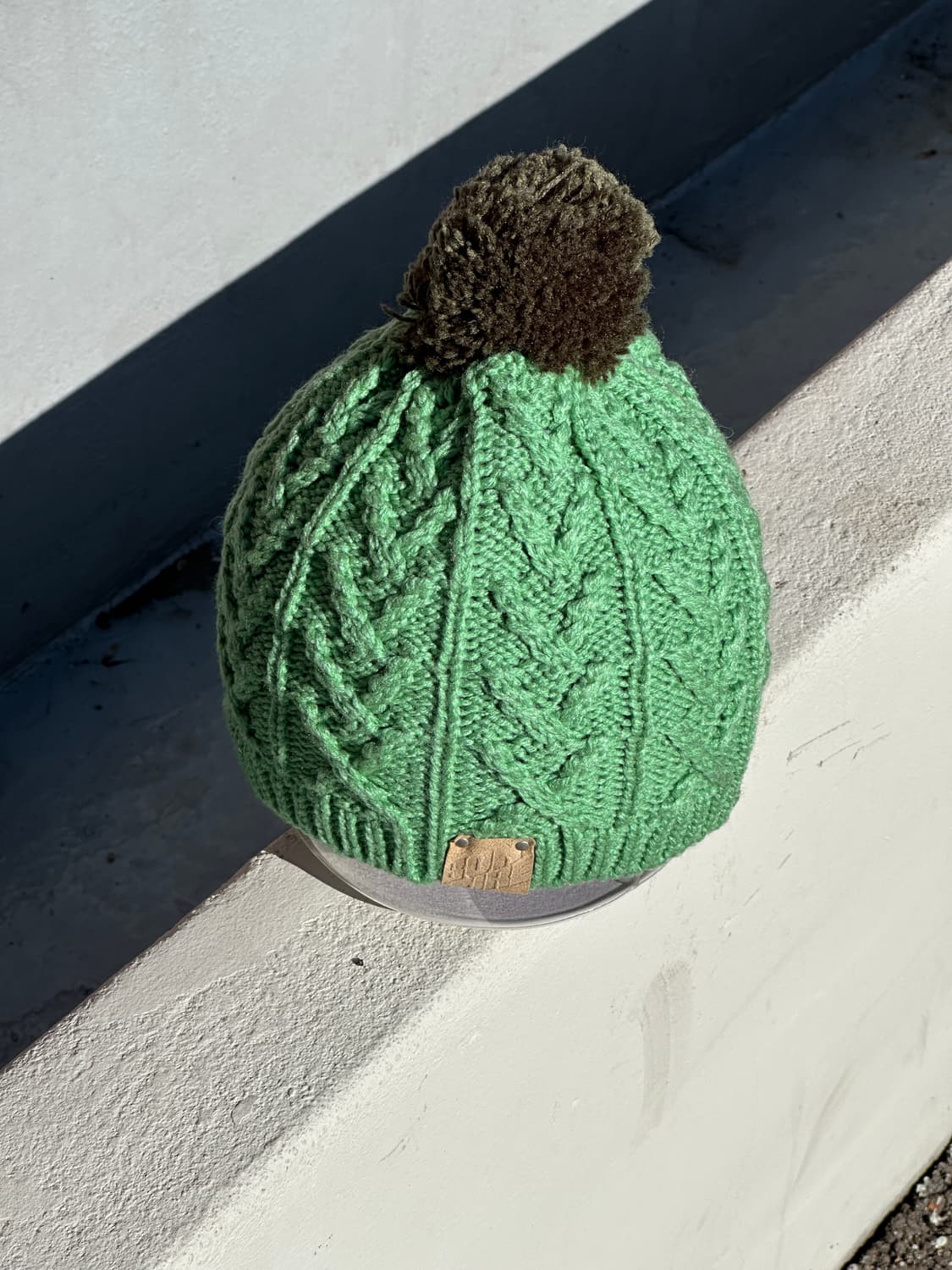 [S-M] 빈티지 케이블 니트 폼폼 비니 모자 상품이미지1
