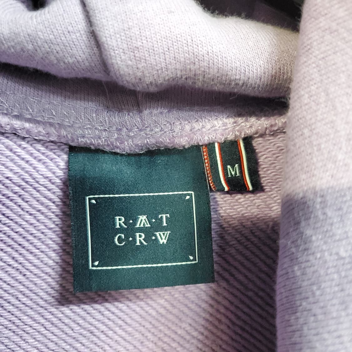 로맨틱크라운 로고 후드티  상품이미지4