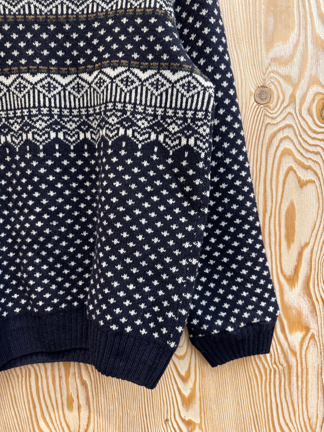 아페쎄 노르딕 니트 상품이미지4