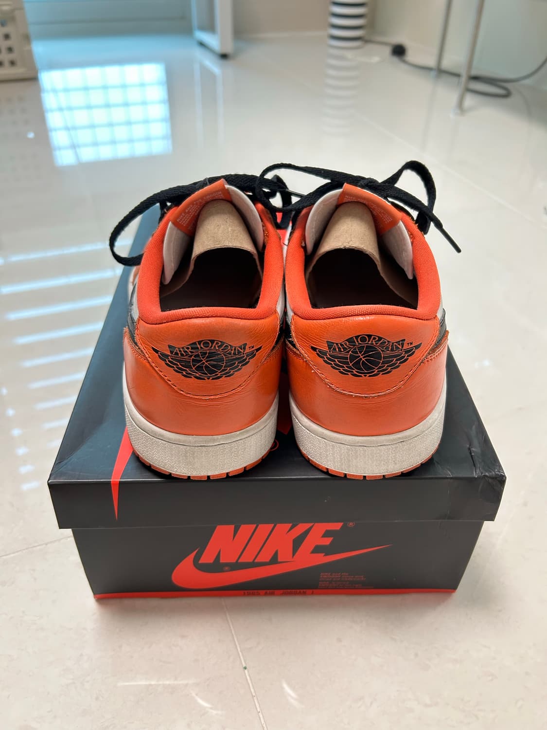 나이키 조던1로우 스타피쉬 285 상품이미지4