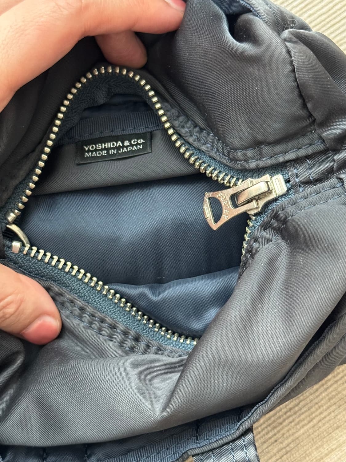 포터 미니 보스턴백 네이비 상품이미지7