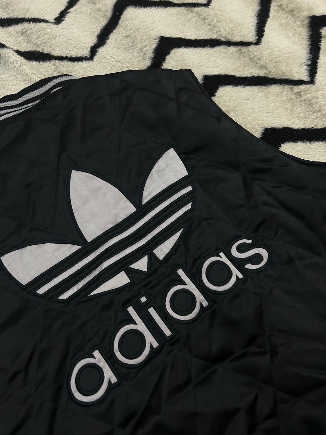 [XL]아디다스90s 제우교역 파이어버드 누빔 베스트/블랙 상품이미지1