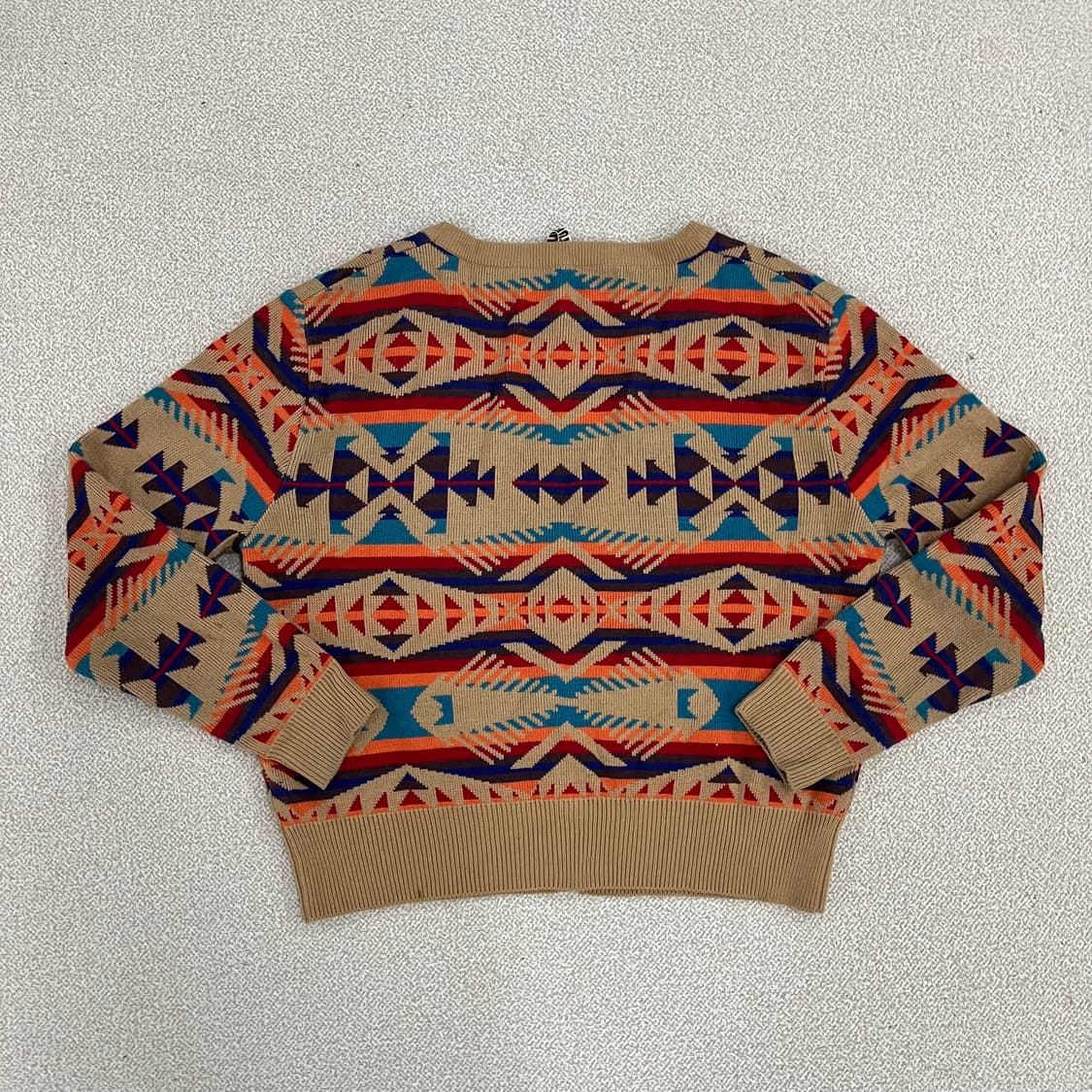 85-160 컬쳐콜 기하학 니트 가디건 0128M 상품이미지4