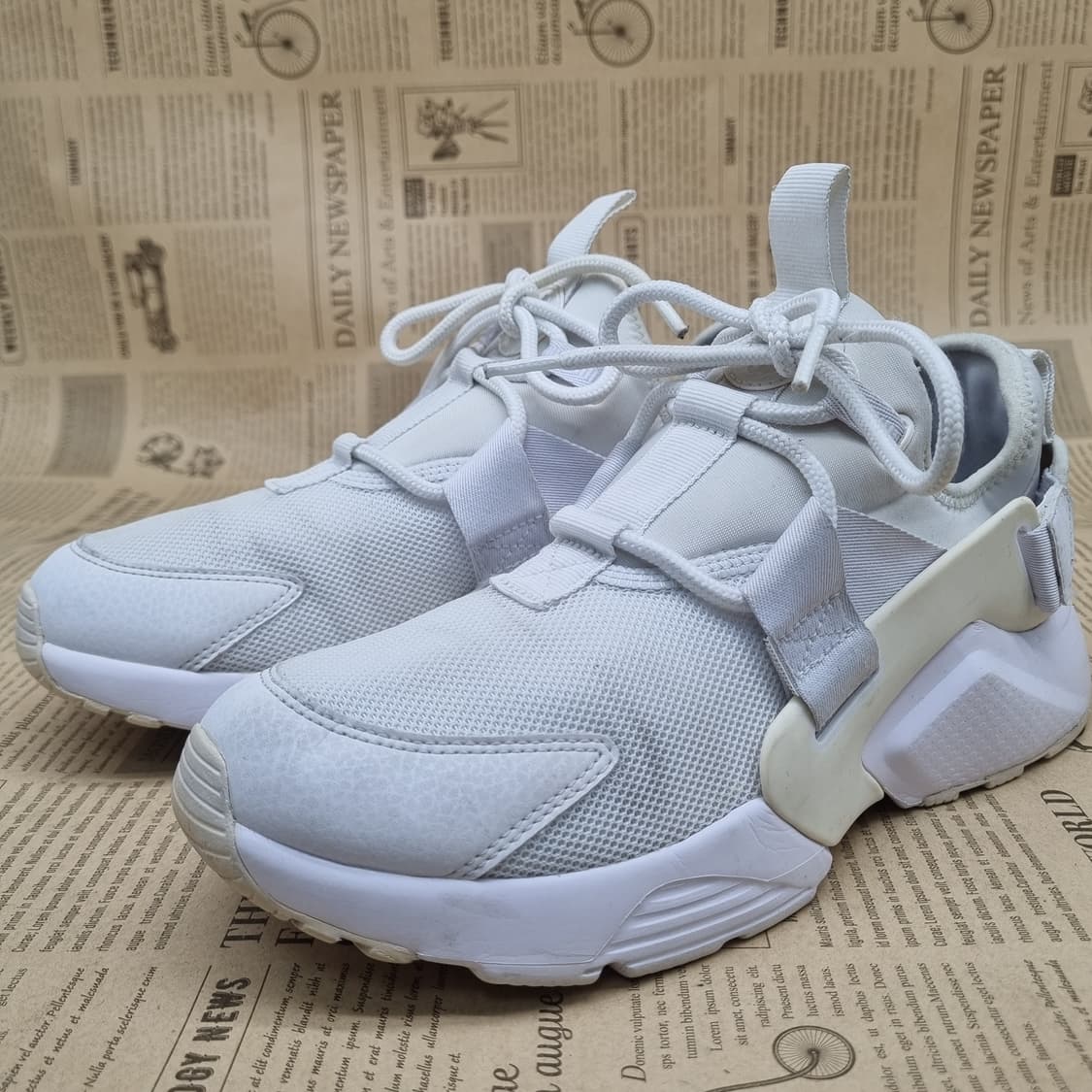 나이키 에어 허라취 시티 운동화 245 상품이미지1