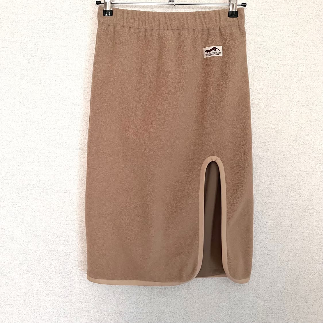 THEATRE PRODUCTS 시어터 프로덕츠 후리스 보아 스커트 상품이미지1