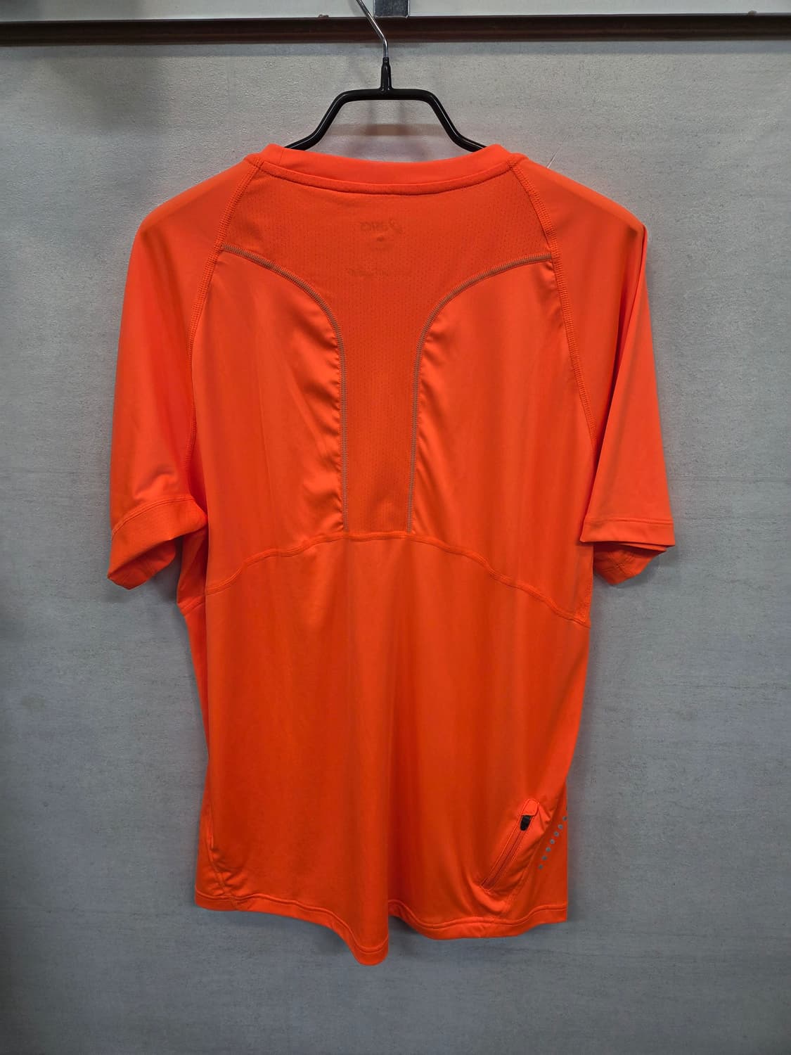 아식스 모션드라이 기능성 러닝반팔 L 상품이미지2