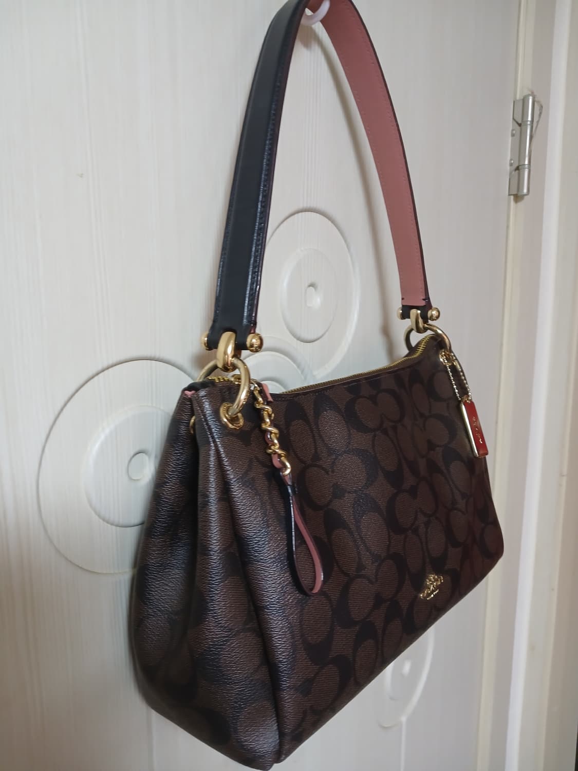 코치 숄더백  상품이미지3